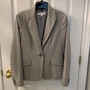 New York & Company stretch blazer. Gray with soft pink . Size 4